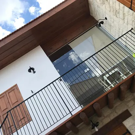 Katoi Homes * Omodos